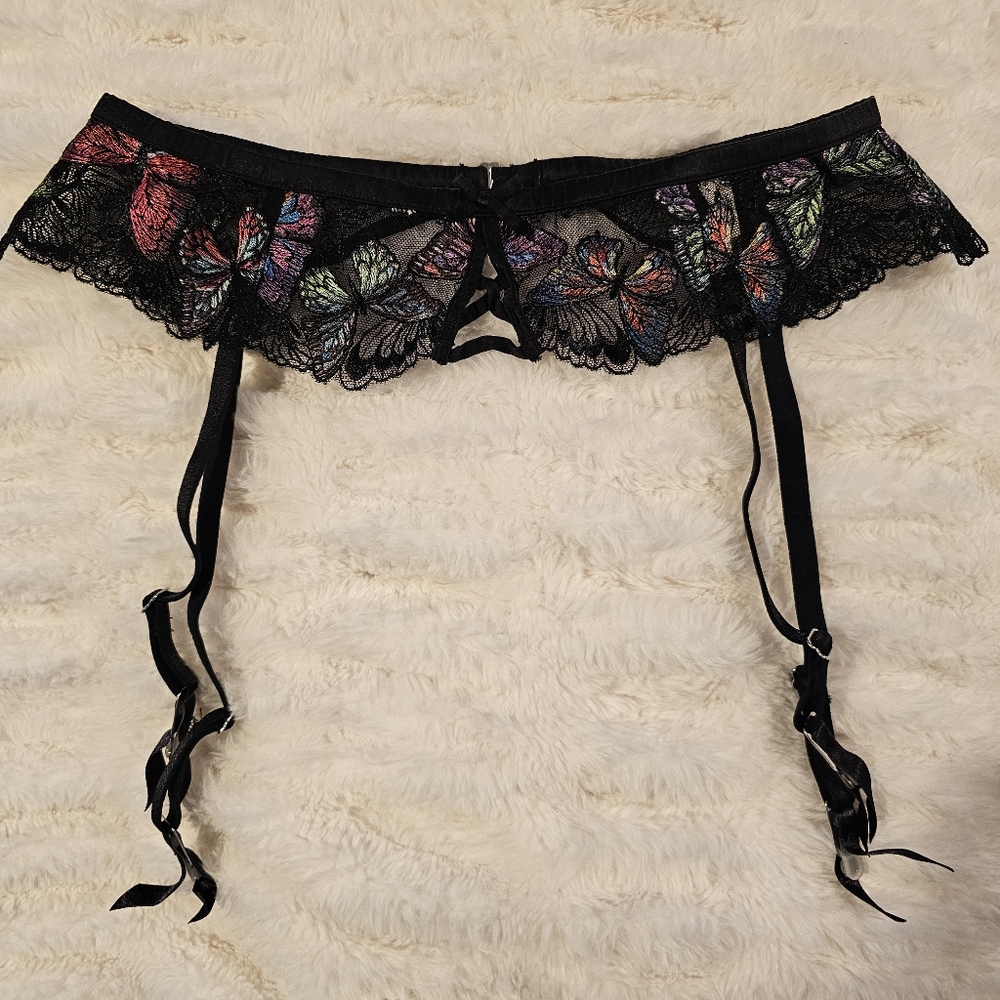 Fleur du Mal embroidered butterfly garter 1